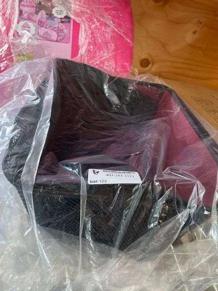 2PCS. METAL WIRE BASKETS