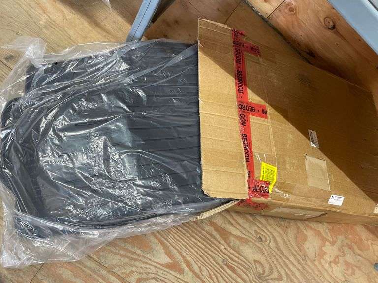 FOOOR MATS FOR TESLA 2025 MODEL Y