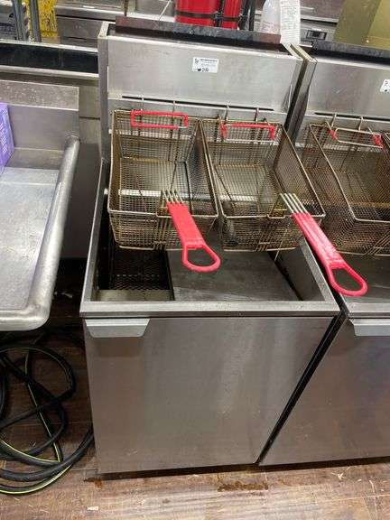 DEEP FRYER W/2 BASKETS APPROX. 20'' WIDE 30'' DEEP