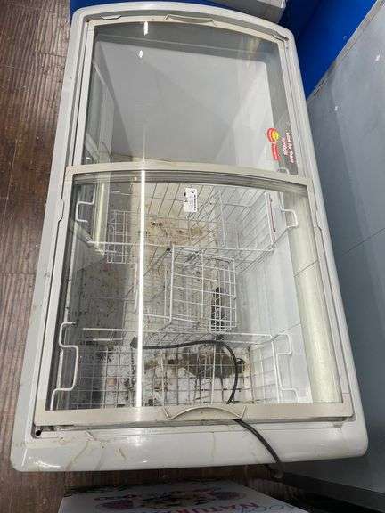 ICE CREAM REACH DOWN FREEZER DISPLAY CASE APPROX. 4FT
