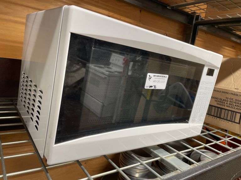 WHITE MICROWAVE