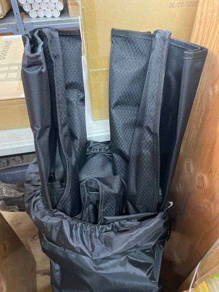 LARGE CAMPING CHAIR / OR SMALL BENCH