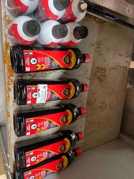 *SHELF* OF WINDOW WIPERS / LIQUID FIRE / LIQUID FIRE STARTER