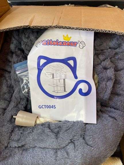 CAT TREE