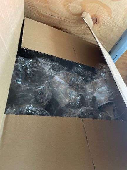 PLASTIC CUPS