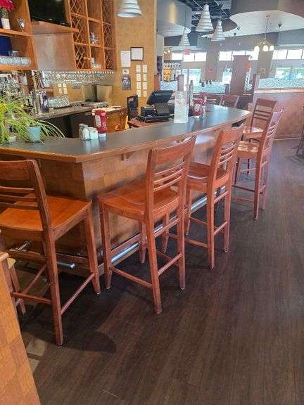 SEIZURE FULL FRANCHISE ALL DAY GRILL RESTAURANT MONDAY NIGHT CALGARY ONLINE AUCTION