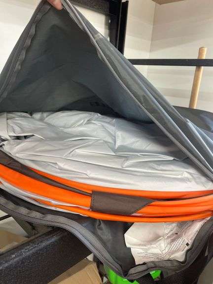 CAMPING TENT