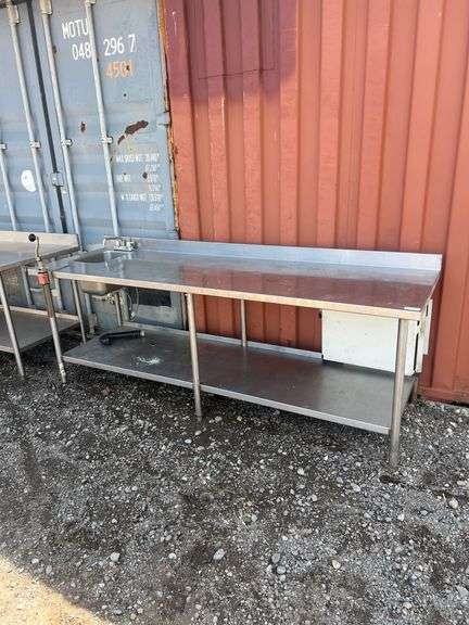 QUEST S/S TABLE WITH CAN OPENERS