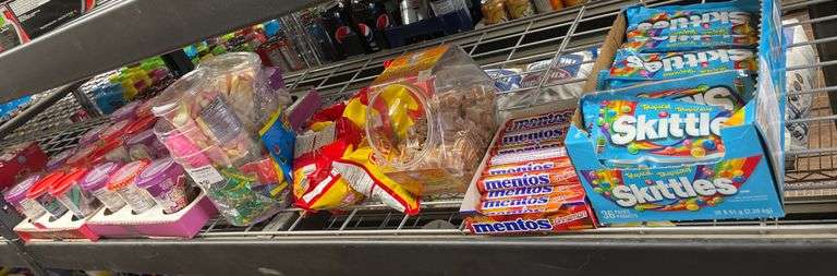 *SHELF* OF ASSORT. CANDY