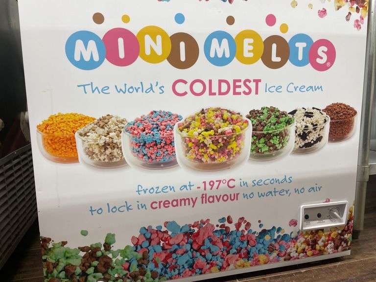 MINI MELTS REACH DOWN FREEZER APPROX. 32X22''