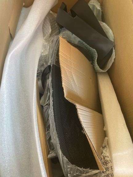 BLACK MESH ROLLING OFFICE CHAIR IN LAZBOY BOX