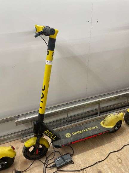 PUSH START ROLL SCOOTER W/CHARGER
