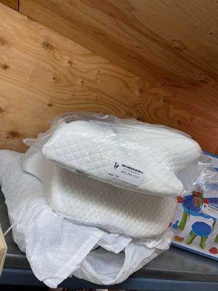 3PCK. PILLOWS