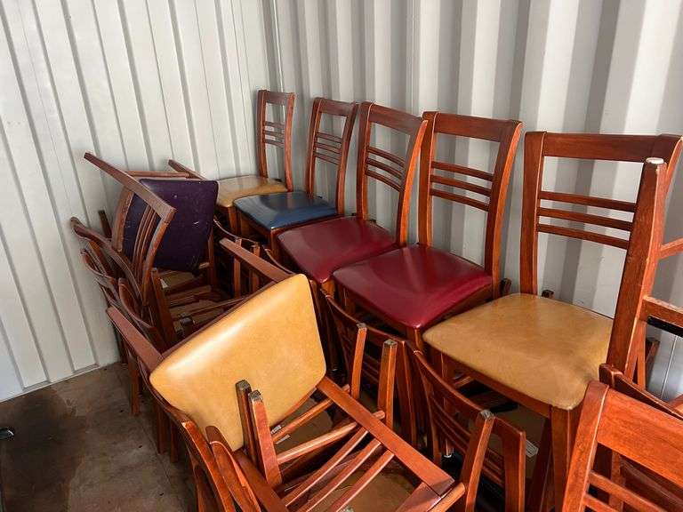 27PC ONE MONEY SW FURNITURE MILTI COLOR PAD CHAIRS MOST PADS GOOD