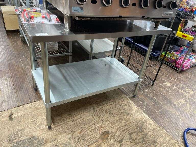 S.S. PREP TABLE APPROX. 4FTX30''