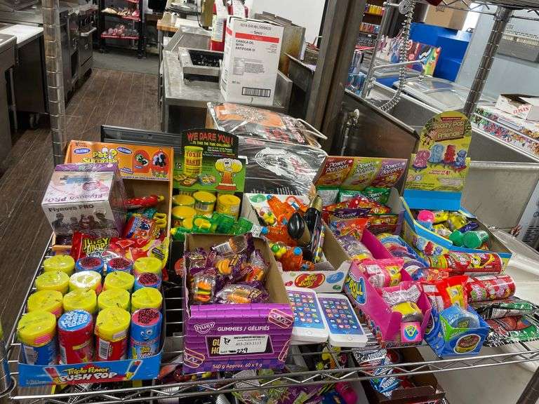 *SHELF* OF ASSORT. CANDY