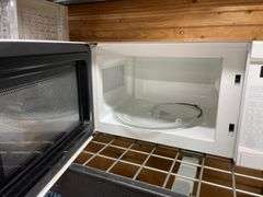 WHITE MICROWAVE