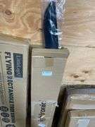 WINDOW SIDE DEFLECTORS