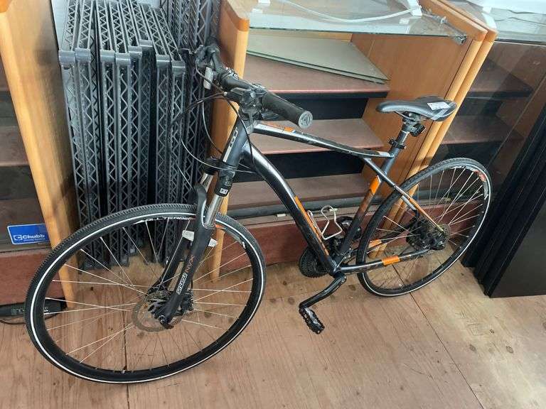 GT TRANSEO 3.0 HYBRID BICYCLE