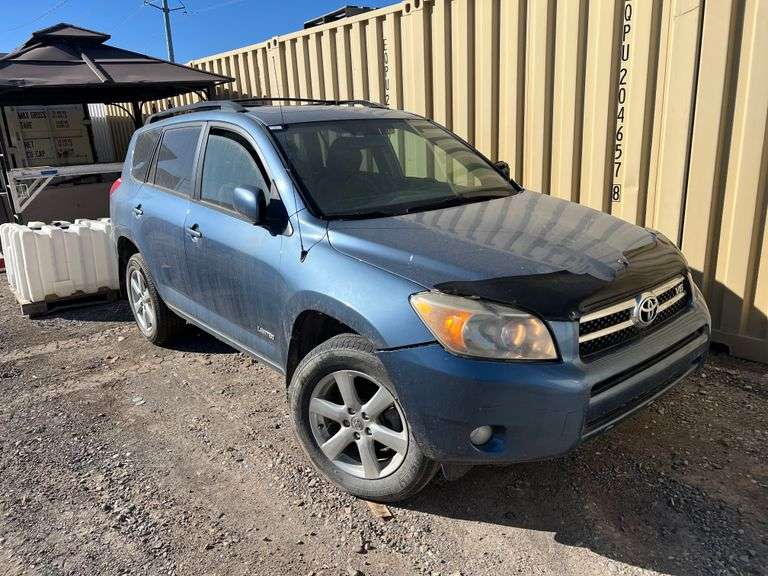 2006 TOYOTA RAV 4 (DROVE THROUGH BARB WIRE FENCE) 314,016KM VIN:JTMBK34V465001755