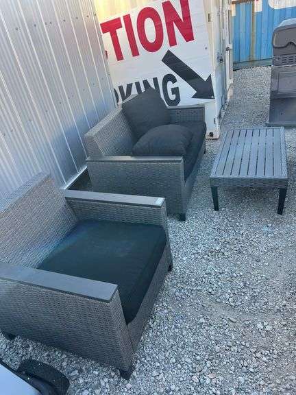 OUTDOOR PATIO SET
