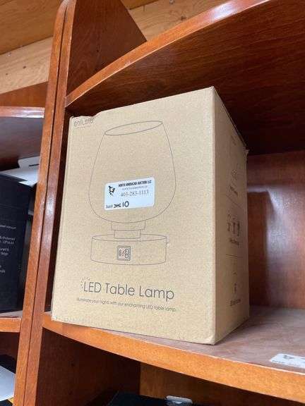 LED TABLE LAMP