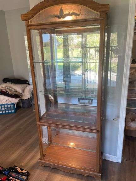 Light Up Display Hutch