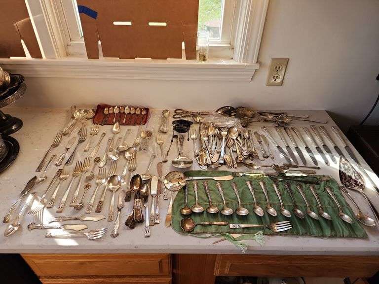 Silverplate Cutlery Serving items etc. Kitchen