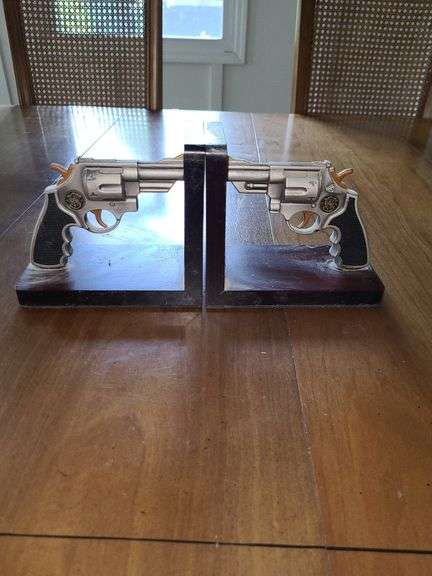 Pistol Bookends
