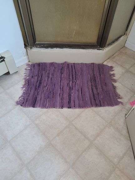Contents of Upstairs Bathroom
