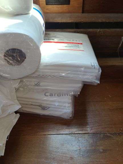 Toilet Paper, Cleansing Cloths and Underpads in Living Room