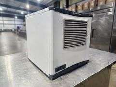 New Scratch  and Dent Scotsman 450 lb Flaker ( Sonic Ice) Ice Machine 