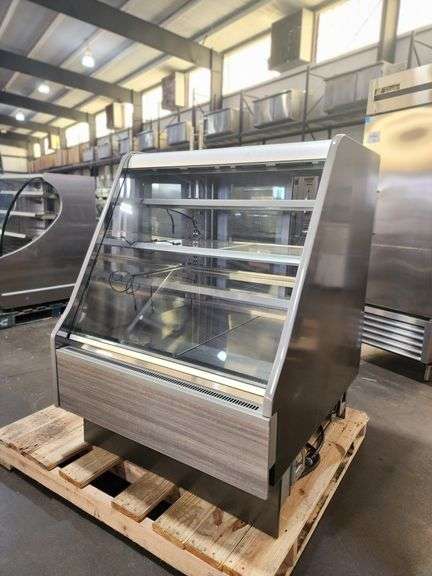 Structural Concepts 39" Refrigerated Bakery 43" deep x 51" tall 115 v