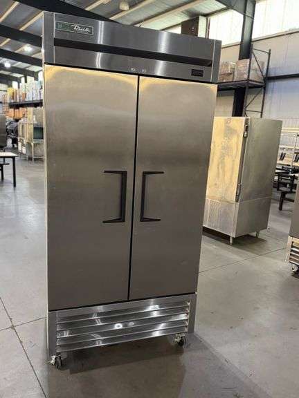 True T-35-HC 39" Two Section Reach In Refrigerator