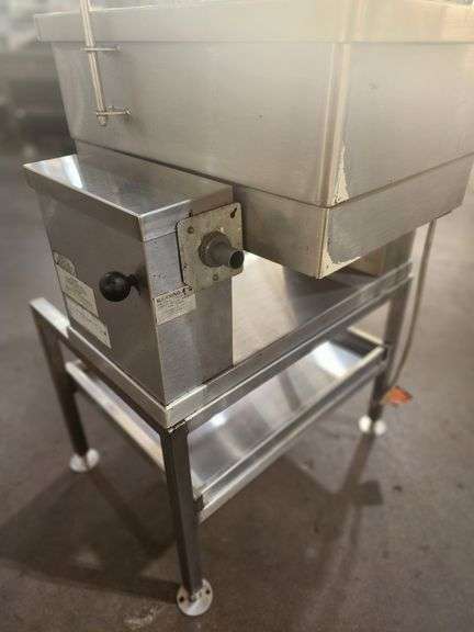 Market Forge ECTS-12 Tilt Skillet 12 Gal Electric 208 v 1 ph