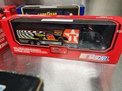 Bid x 8 Nascar Die Cast Racing Team Transporter