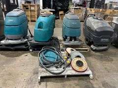 Lot of Sweeper/Scrubbers NEED WORK