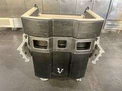 CAMBRO Versa Cart - With Dual Tray Rails, Standard Casters, Black

Ove