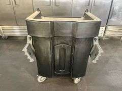 CAMBRO Versa Cart - With Dual Tray Rails, Standard Casters, Black

Ove