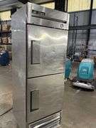 True T-23 Split Door Refrigerator 115 volt Cold!!!