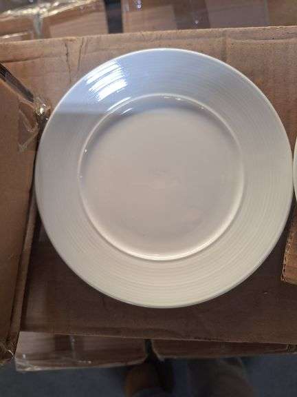 Bid x 36 White Embossed 6" Plates
