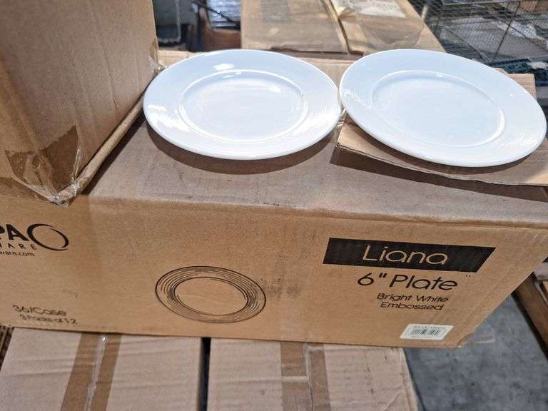 Bid x36 White Embossed 6" Plates