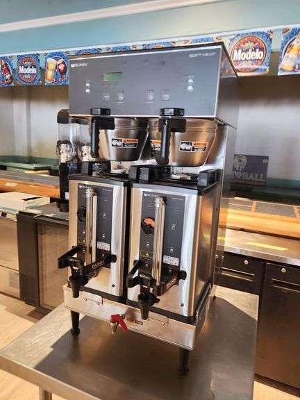 BUNN Dual Soft Heat® DBC Automatic Shuttle Coffee Brewer w/ Faucet