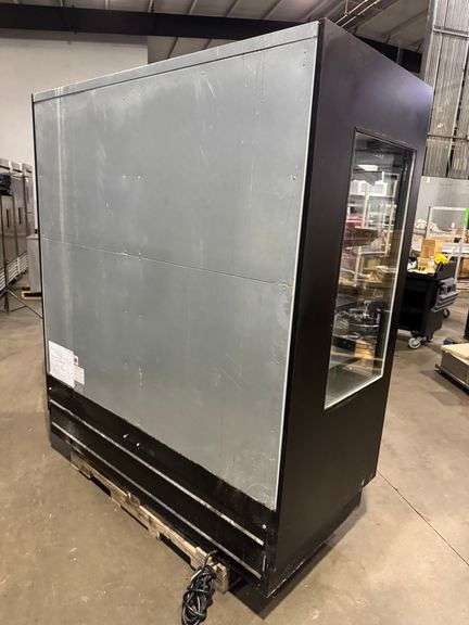 Federal 71” Open Air Refrigerated Grab N Go Merchandiser
