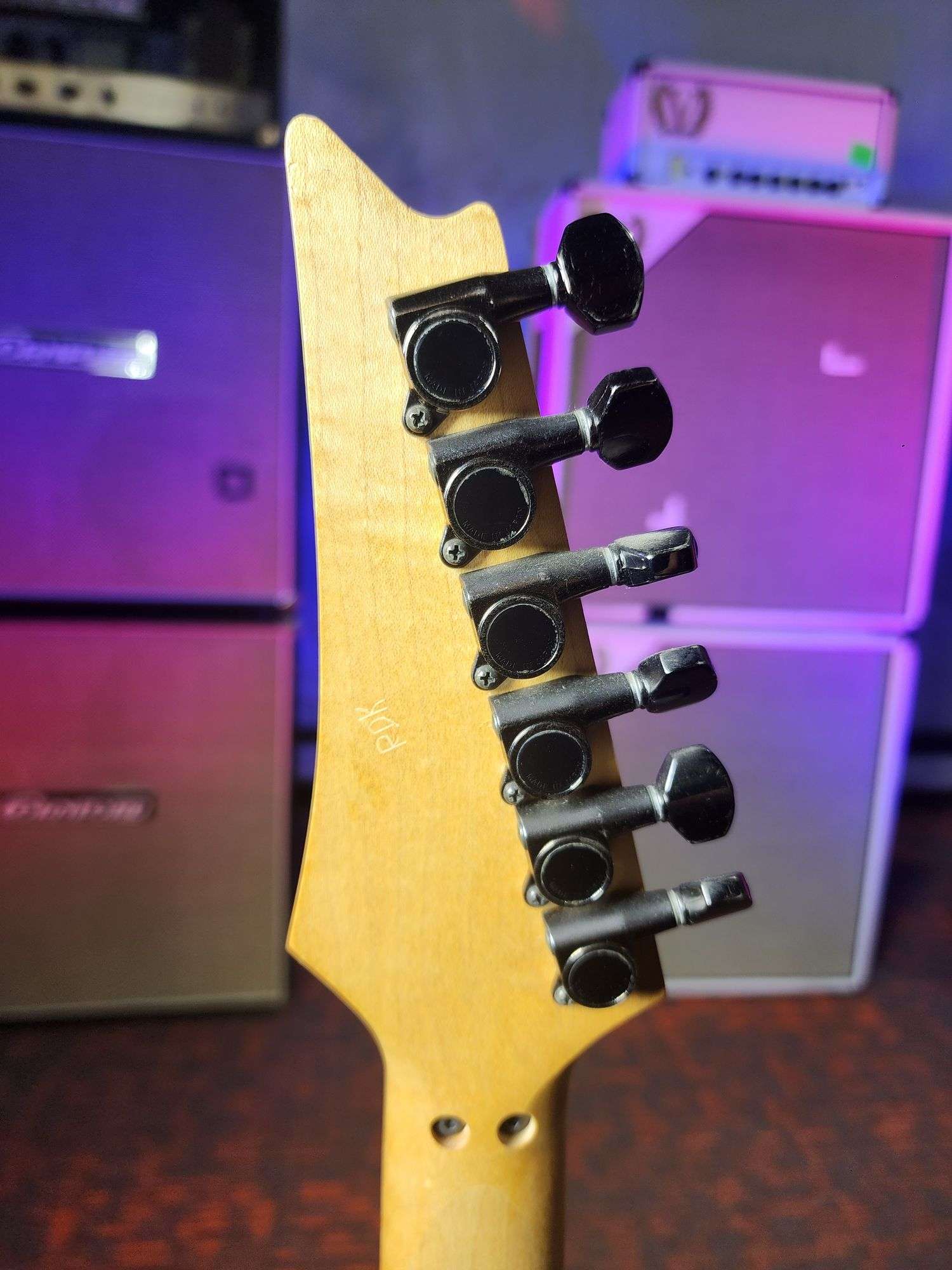 Richie Kotzen's WORLD-FAMOUS “HORROR GUITAR” - NexBid