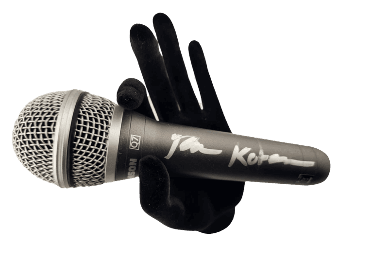 RICHIE KOTZEN – USED & SIGNED SAMSON Q7 MICROPHONE