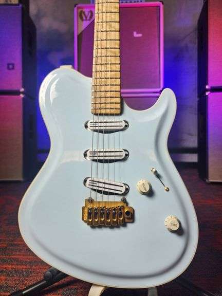 Richie Kotzen’s 1-of-1 STARFIELD “AMERICA” – Ibanez L.A. Custom Shop 1992