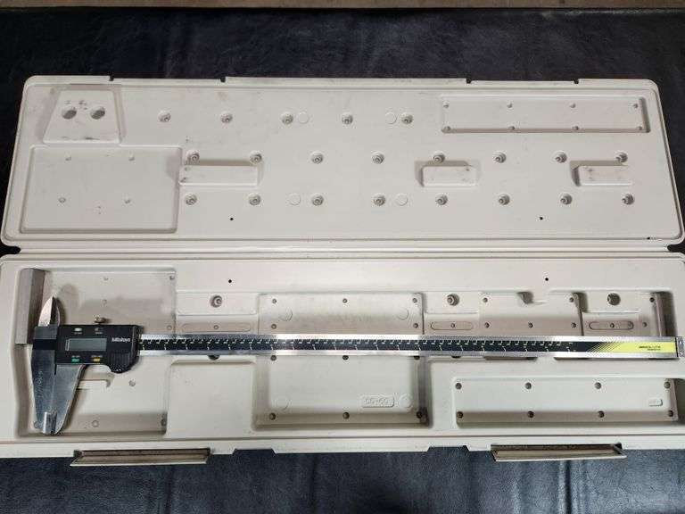 Mitutoyo 500-506-10 Digital Caliper – 0-24" / 600mm – ABSOLUTE Series