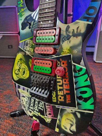 Richie Kotzen’s WORLD-FAMOUS “HORROR GUITAR”