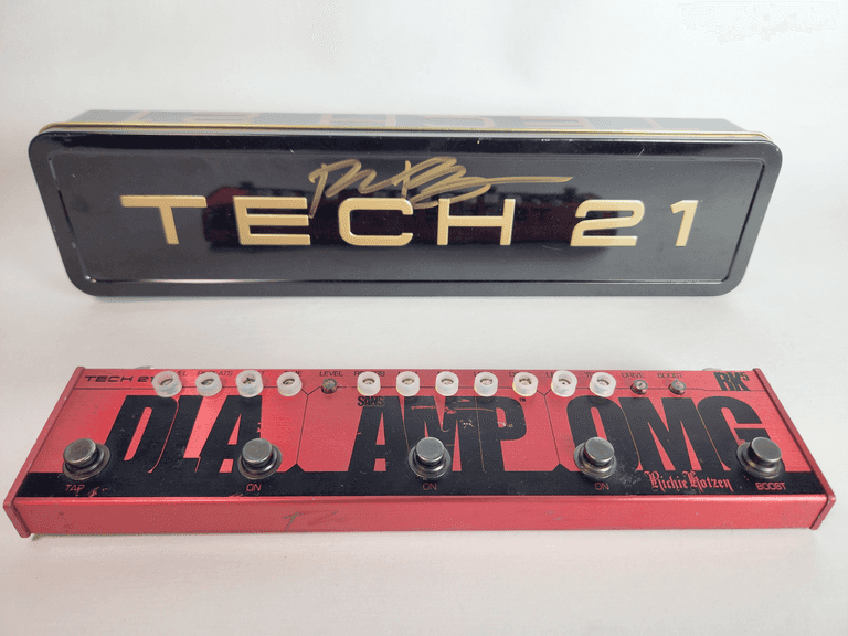 Richie Kotzen’s Personally Owned & Toured-With Tech 21 Fly Rig RK5 Signature Model